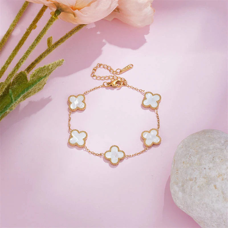 Clover Belle Bracelet
