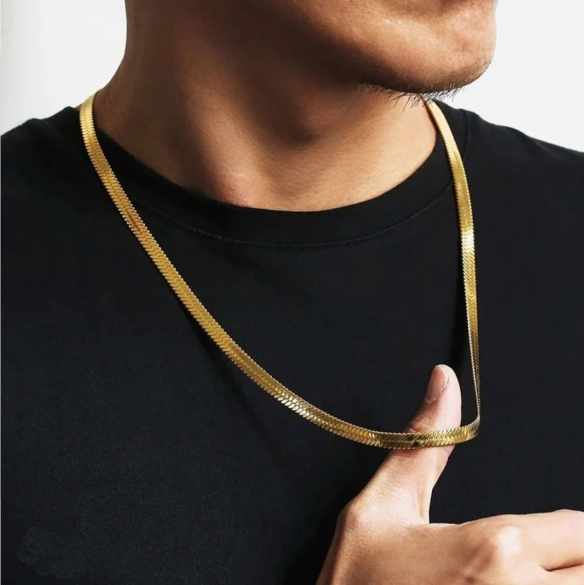 Striking Yet Subtle Snake Chain