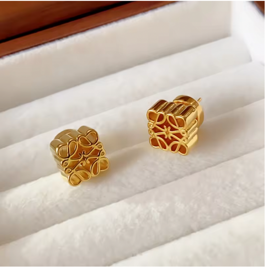 Labyrinth Earring Studs